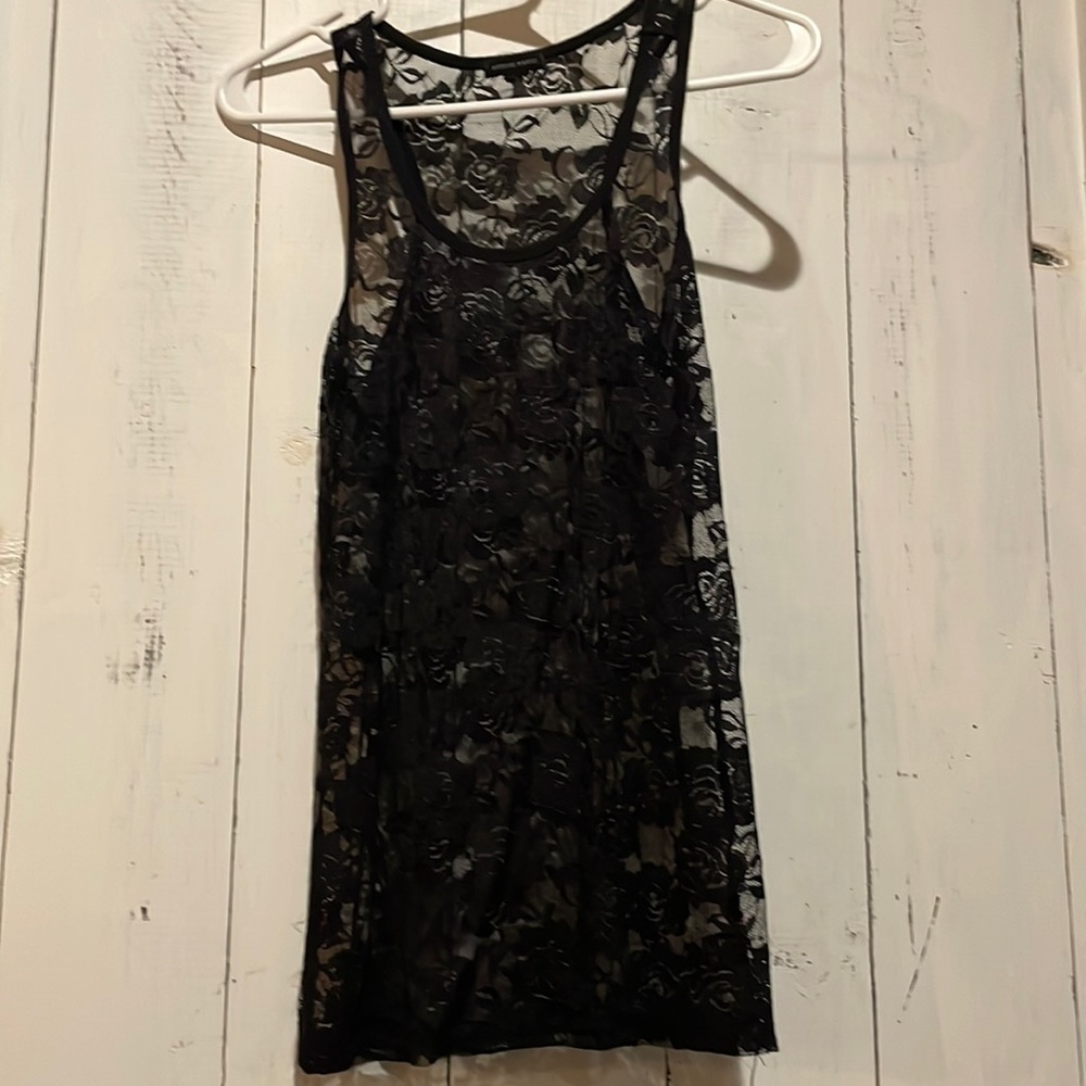 Active Basic Black lace tank